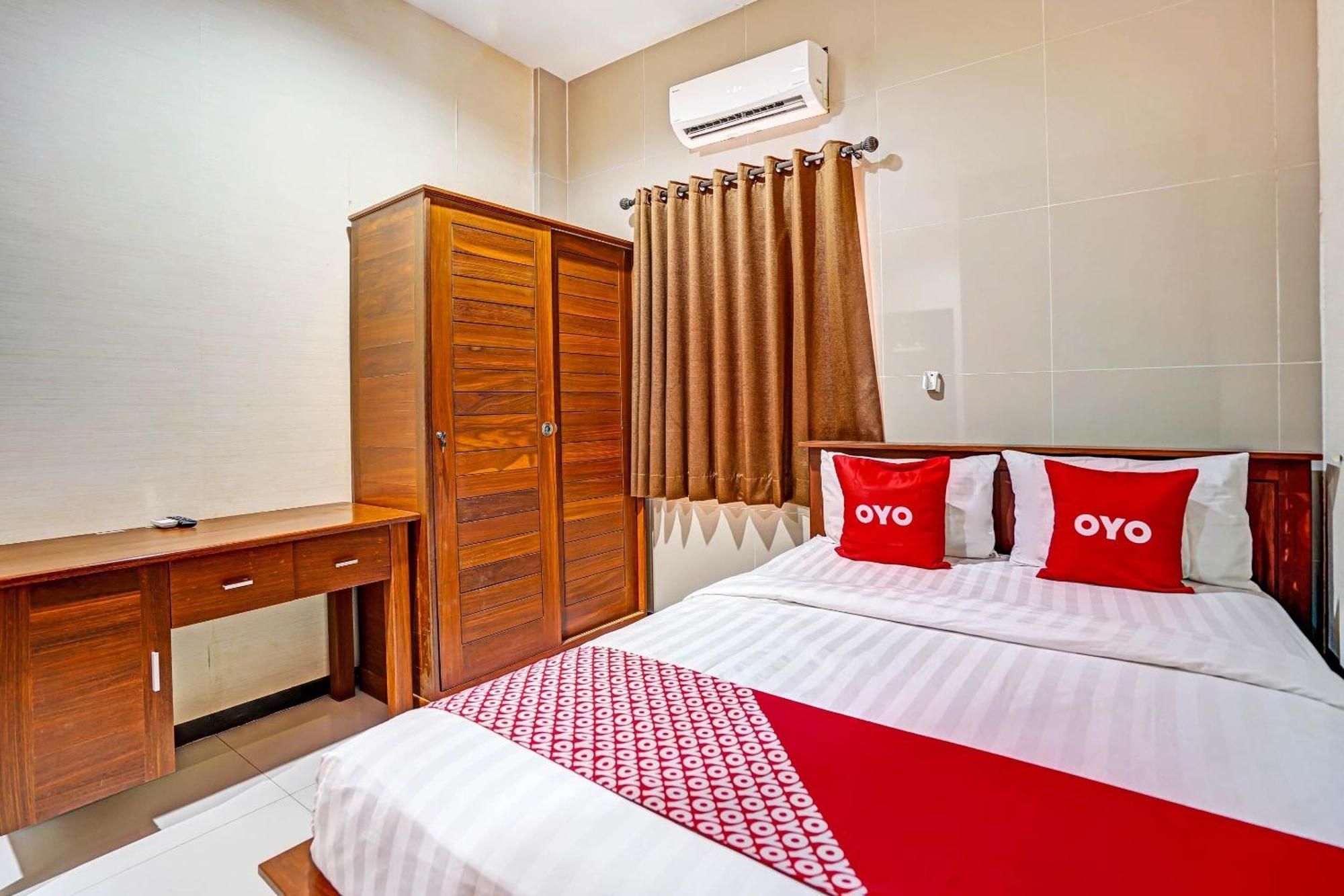 Oyo 90889 Dkb Residence Sorabaya Extérieur photo